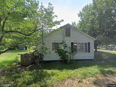 Ash, BRUCETON, TN 38317