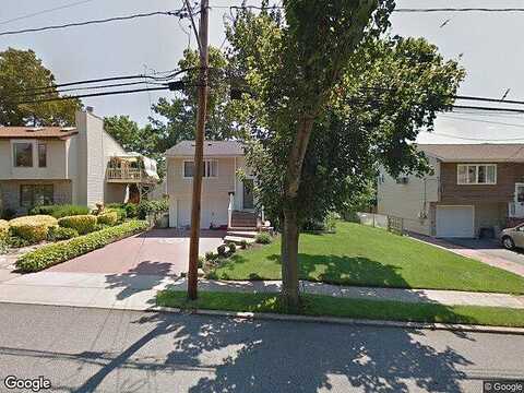 9Th, HUNTINGTON STATION, NY 11746