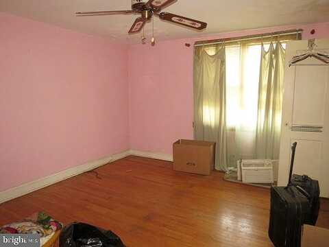 Willowbrook, CLIFTON HEIGHTS, PA 19018