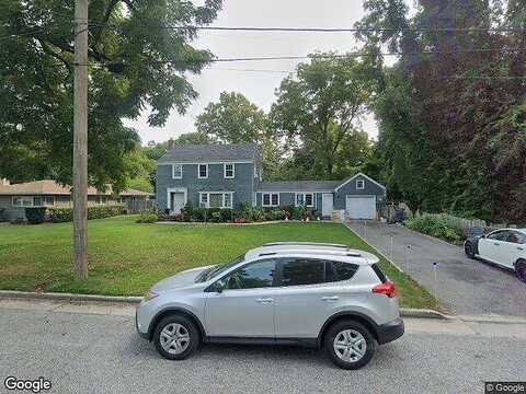 Prospect, RIVERHEAD, NY 11901