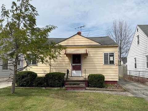 Clifford, CLEVELAND, OH 44135