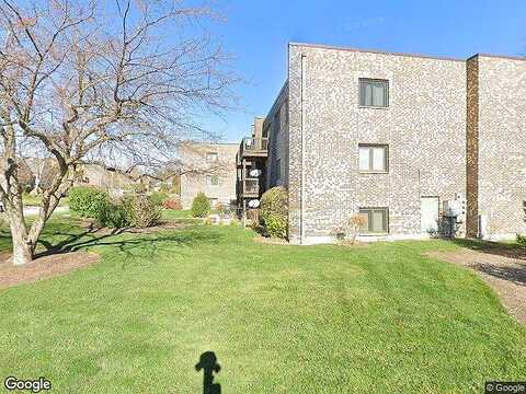 Stonebridge Circ E-6, Wheaton, IL 60189
