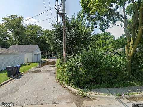 Darrow Ave A, Evanston, IL 60201
