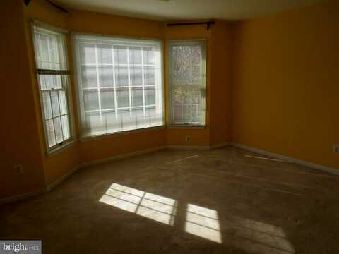 Aragona, FORT WASHINGTON, MD 20744