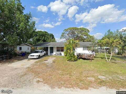 Fox, INDIANTOWN, FL 34956