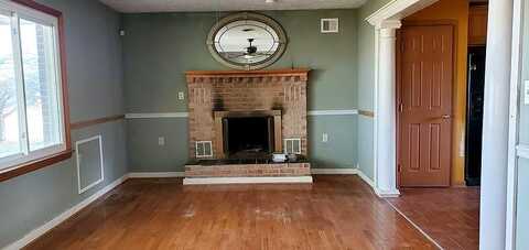 Broad, FALLING WATERS, WV 25419
