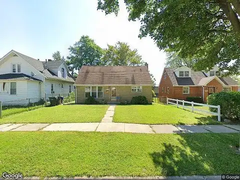 16Th, NORTH CHICAGO, IL 60064