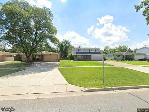 13 Mile, SOUTHFIELD, MI 48076