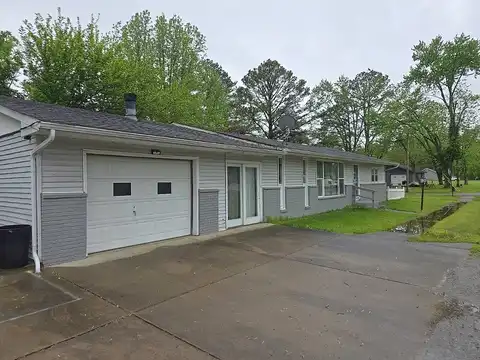 14Th, HERRIN, IL 62948