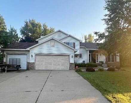 85Th, MAPLE GROVE, MN 55311