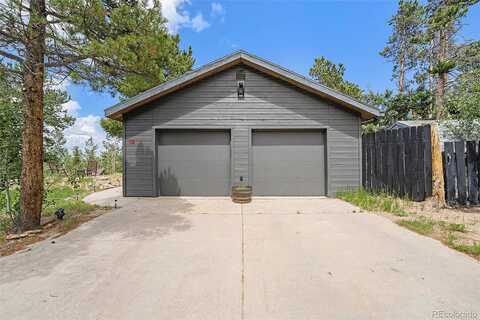 Leon, GOLDEN, CO 80403
