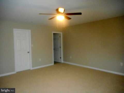 Maemoore, DISTRICT HEIGHTS, MD 20747