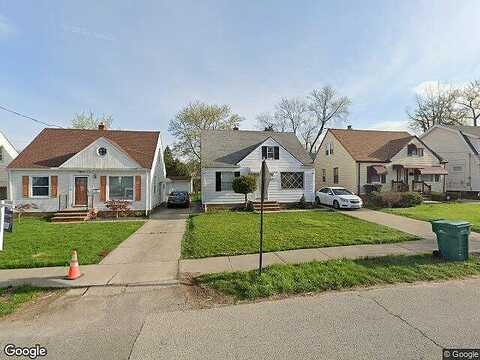 Raymond, MAPLE HEIGHTS, OH 44137