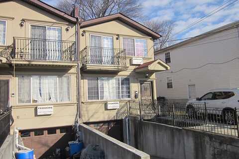 Hollis Avenue, Queens Village, NY 11429