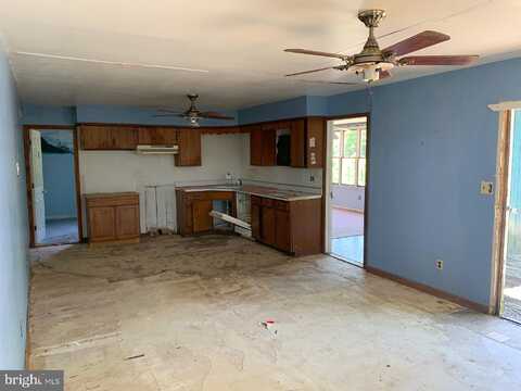 Richards, HAMMONTON, NJ 08037