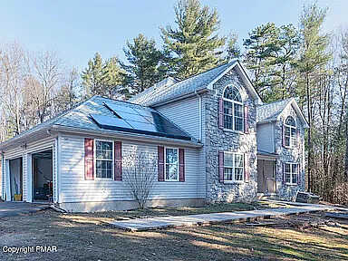 Long Acre, EFFORT, PA 18330
