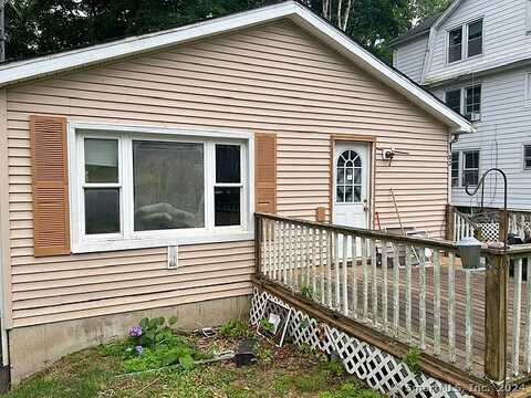 Sarsfield, WATERBURY, CT 06704