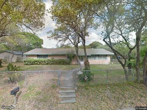 Henretta, INGLESIDE, TX 78362