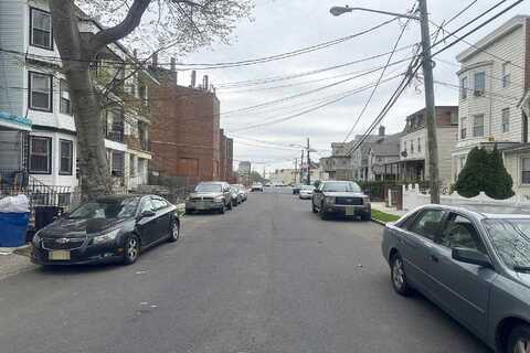 Sharon, IRVINGTON, NJ 07111