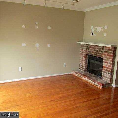 Cornell, NEWTOWN SQUARE, PA 19073