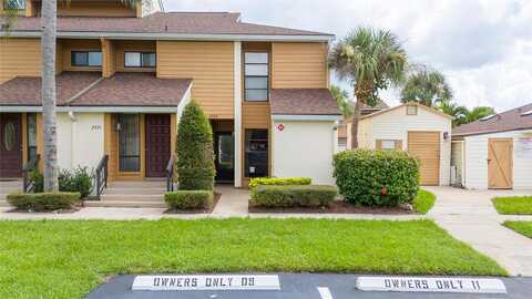 Claremont Court, Orlando, FL 32822