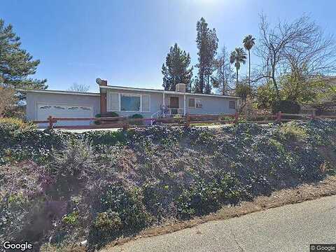 Avenue, REDLANDS, CA 92373