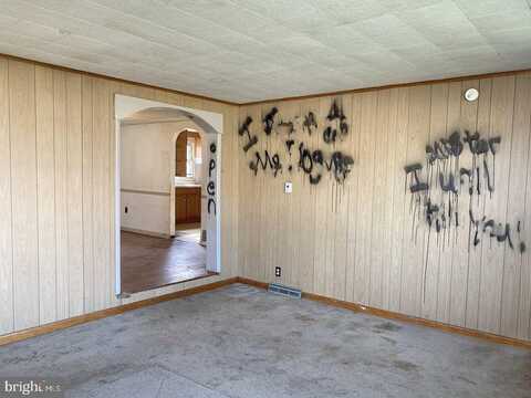 Cedar, MIDDLEBURG, PA 17842