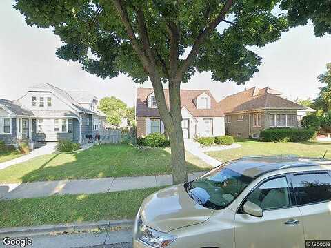 41St, MILWAUKEE, WI 53216