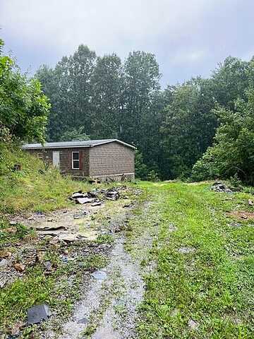 Vernon Rd, FLATWOODS, WV 26621