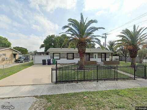 195Th, MIAMI GARDENS, FL 33056