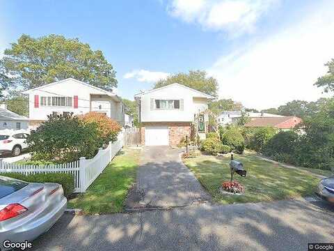 1St, RONKONKOMA, NY 11779