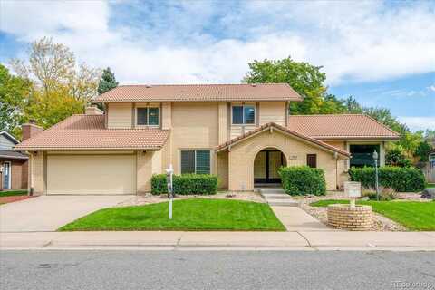 Olive, DENVER, CO 80237