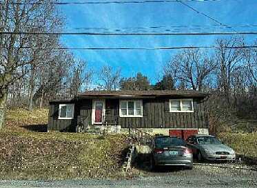 Saint Claire, TICONDEROGA, NY 12883