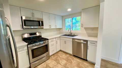 Lively, LANCASTER, CA 93536