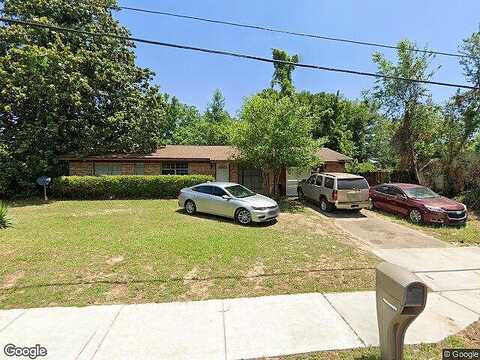 Chantilly, PENSACOLA, FL 32505