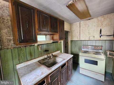 Brook, FEASTERVILLE TREVOSE, PA 19053