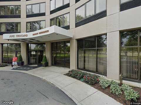 Town Center Unit 3, Southfield, MI 48075