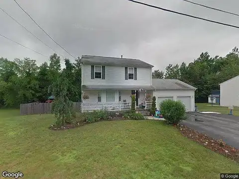 Oak Hill Rd, Johnston, RI 02919