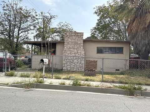 Hargrave, BANNING, CA 92220