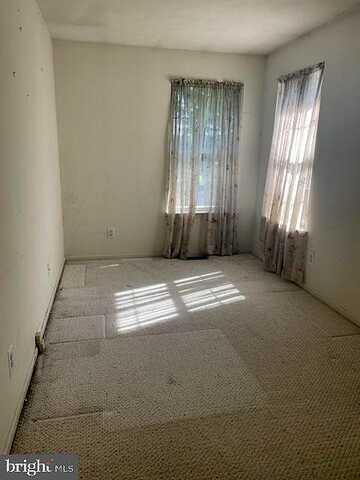 Fieldcrest, MOUNT HOLLY, NJ 08060