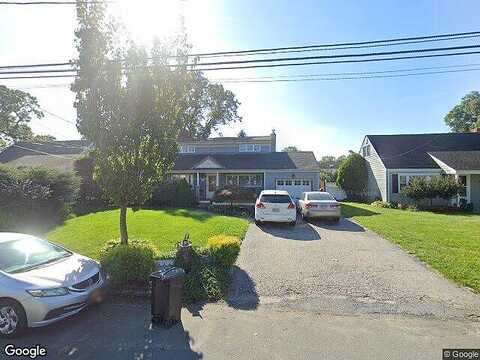 Greenwood, NORTH BABYLON, NY 11703