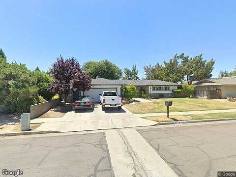 Bungalow, FRESNO, CA 93704