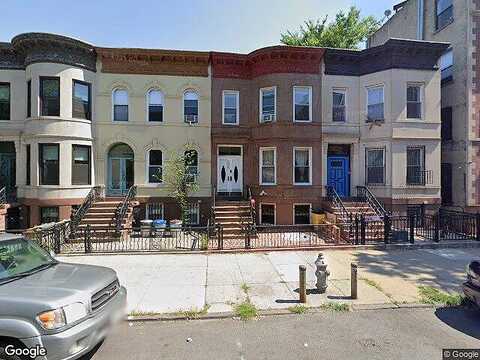 Saint Johns, BROOKLYN, NY 11216