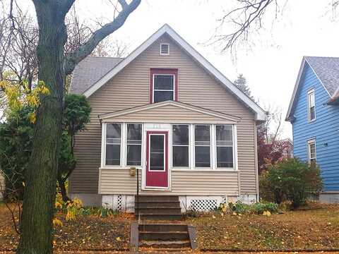 Van Buren, SAINT PAUL, MN 55104