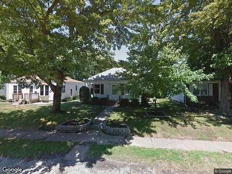 31St, DAVENPORT, IA 52803