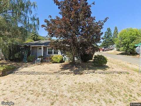 Madrona, MYRTLE CREEK, OR 97457