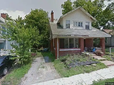 8Th, CHARLESTON, IL 61920