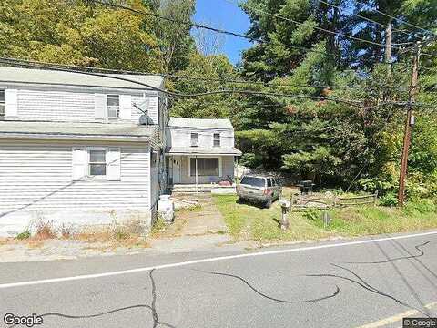 Hollow, STAATSBURG, NY 12580