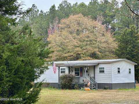 1389 Tom Pepper Road, Creswell, NC 27928