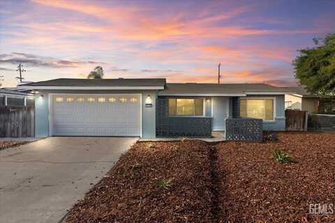 3209 Agate Street, Bakersfield, CA 93304